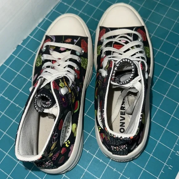 Converse Black Fruit Festival Smoothie Hi Top Move Platform Chuck Taylors Size 8 - Picture 8 of 16